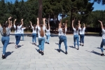 Cambrils celebra el Día Internacional de la Danza con una coreografía grabada en el Parque del Pinaret.